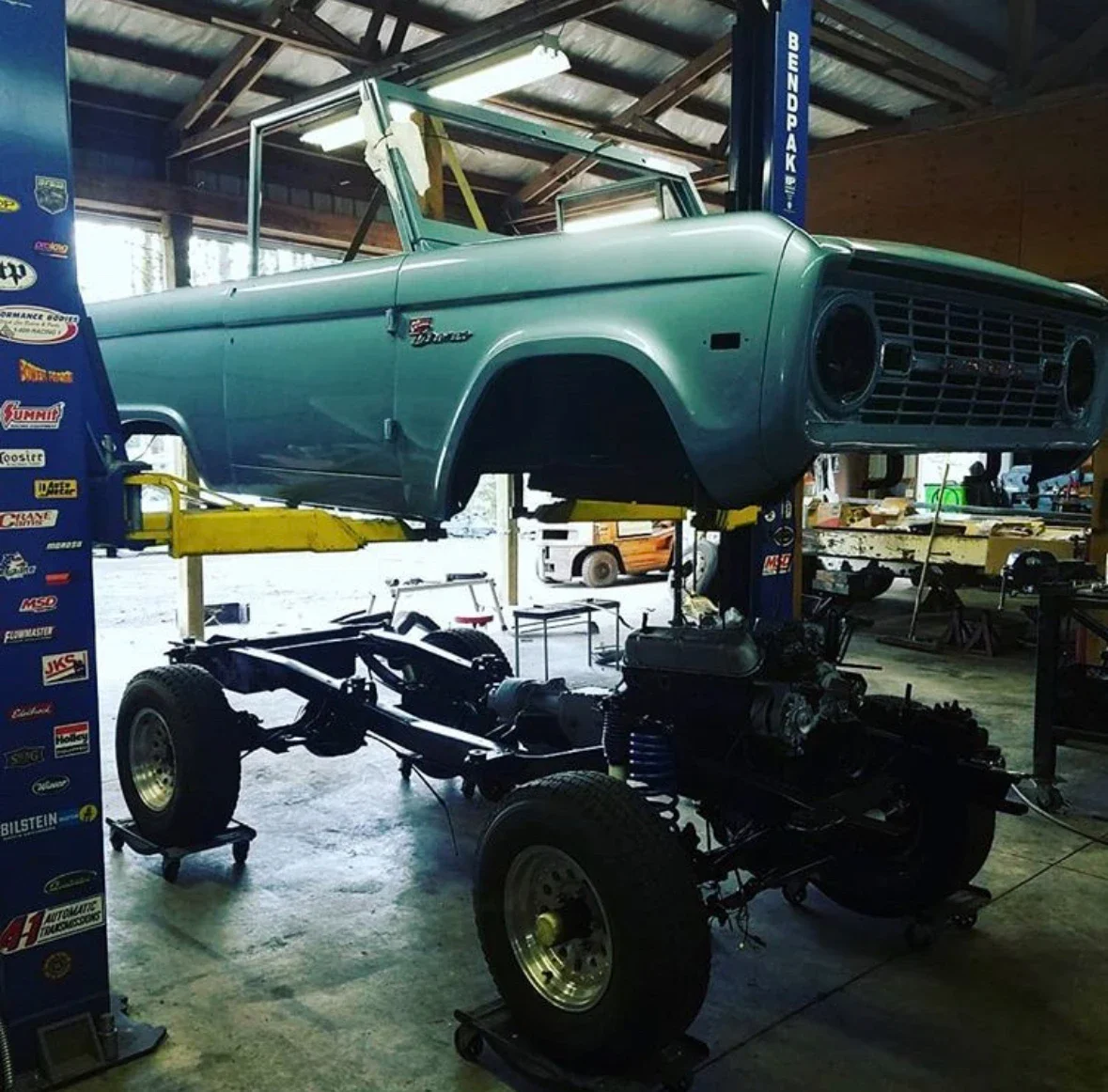 Ford-Bronco-sport-1971-Blue-Black-13