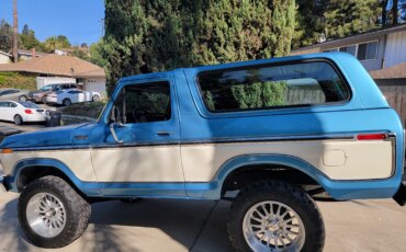 Ford-Bronco-xlt-1979-Blue-2
