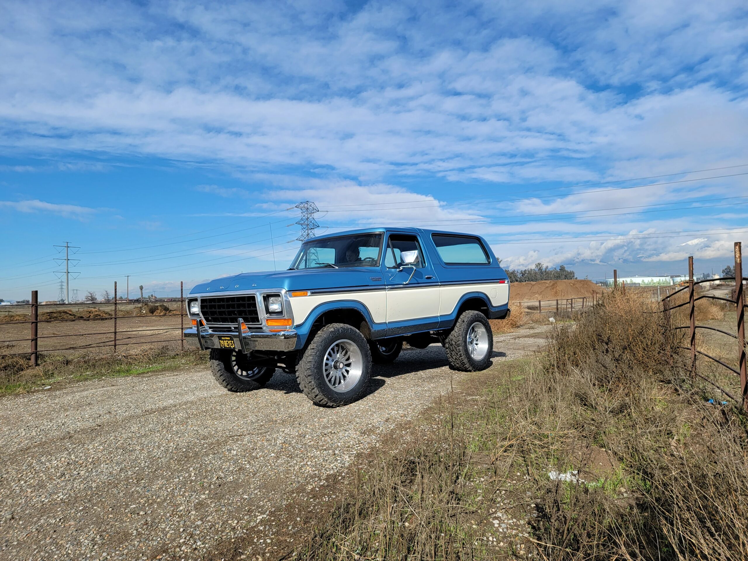 Ford-Bronco-xlt-1979-Blue-5