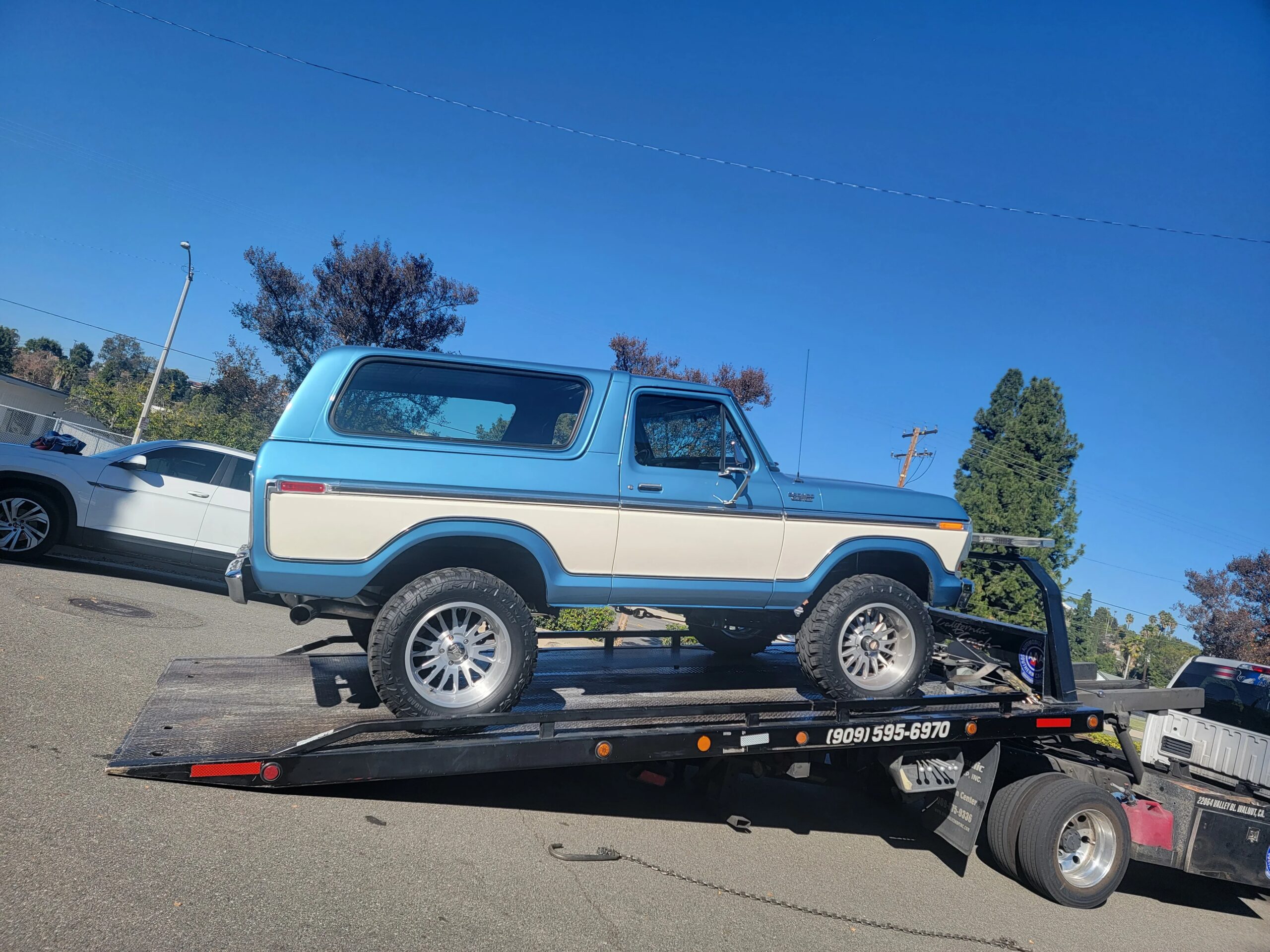 Ford-Bronco-xlt-1979-Blue-8