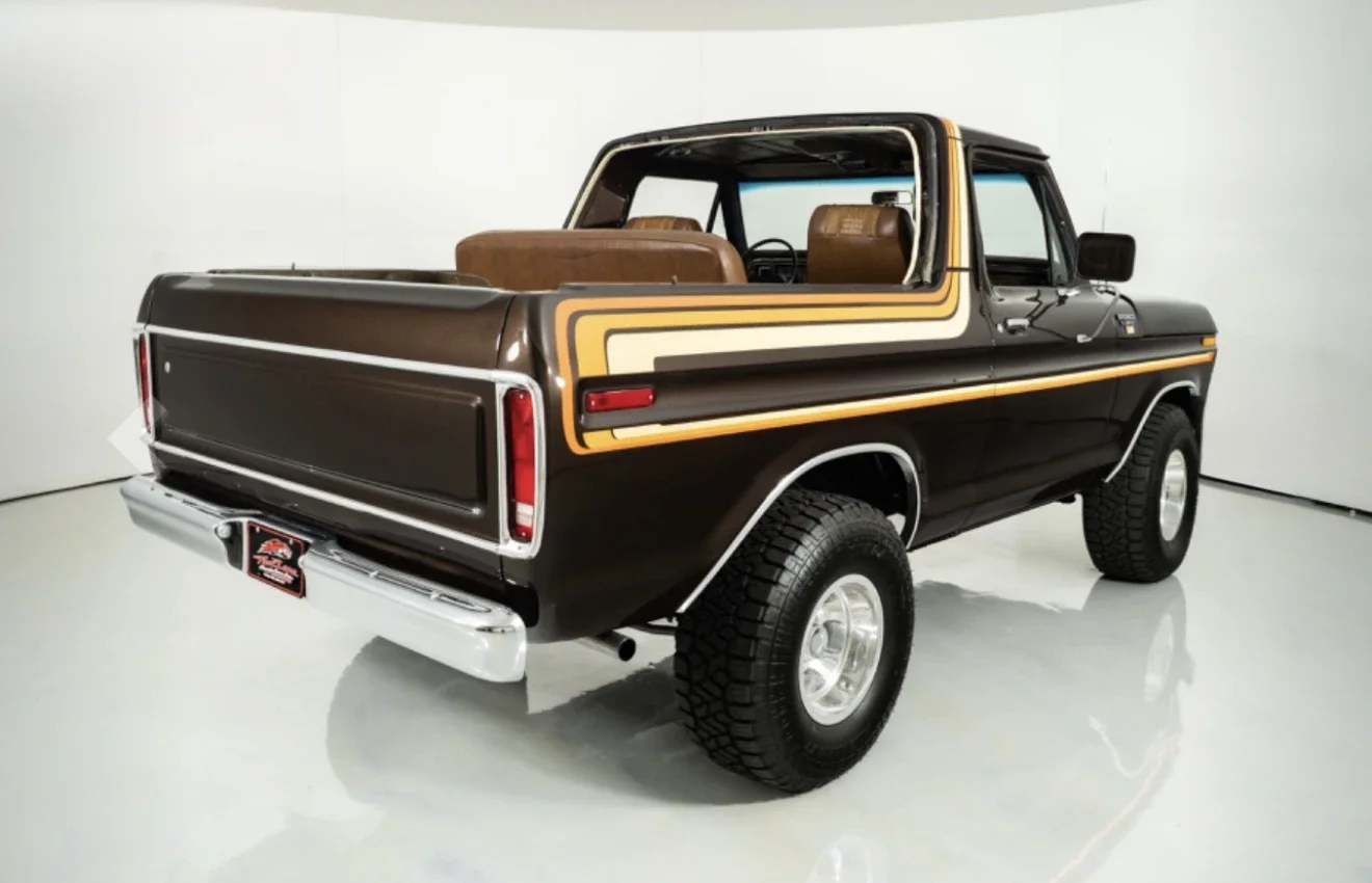 Ford-Bronco-xlt-1979-Brown-Brown-17