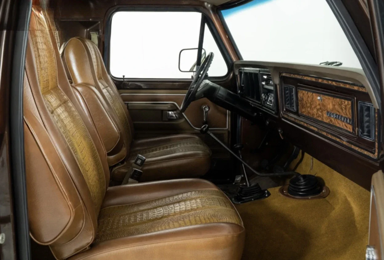Ford-Bronco-xlt-1979-Brown-Brown-35