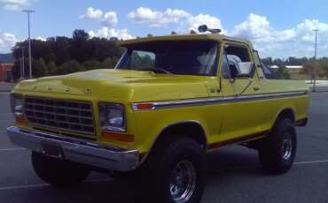 Ford-Bronco-xlt-1979-Yellow-Red