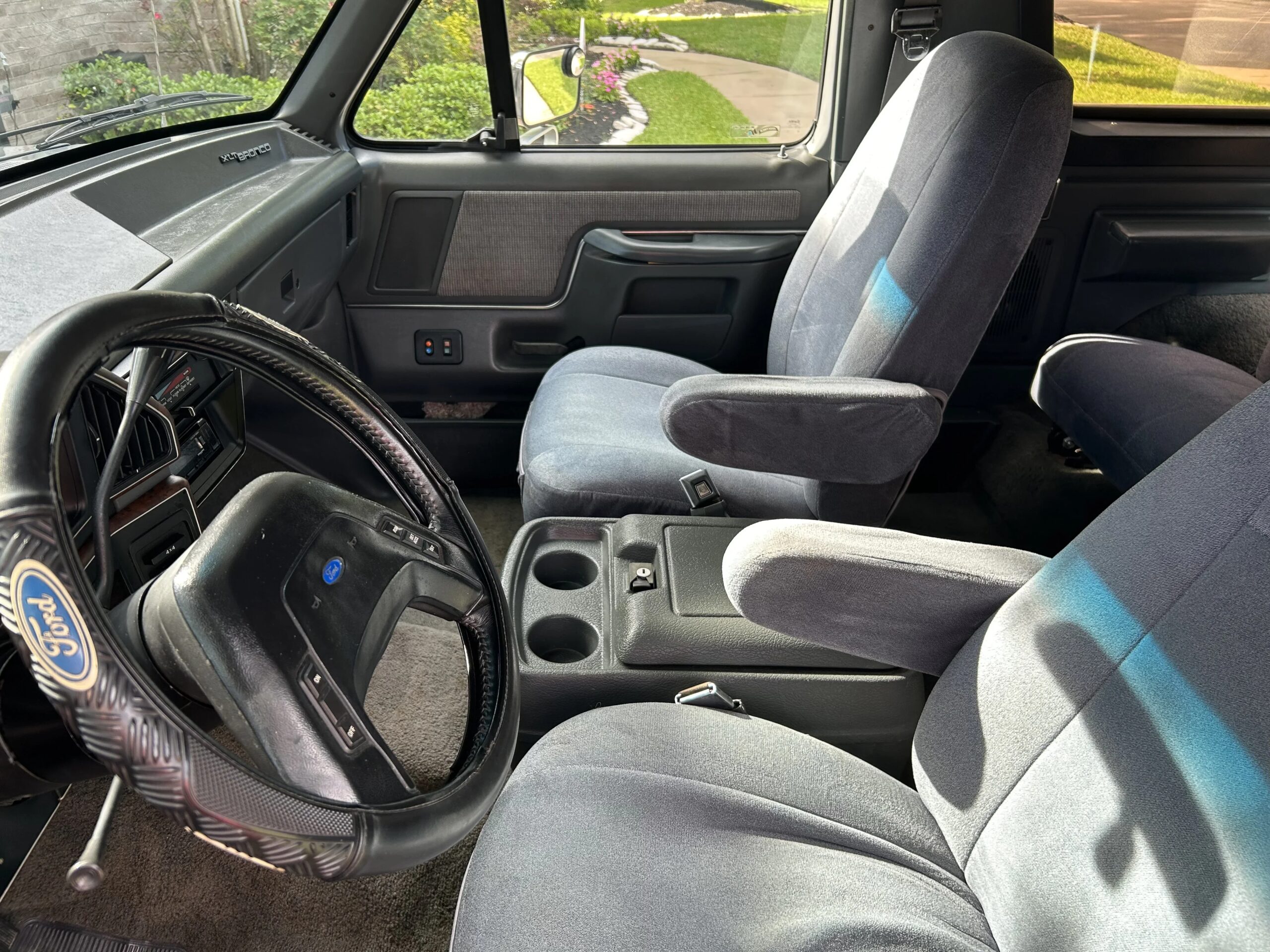 Ford-Bronco-xlt-1990-Gray-Gray-8