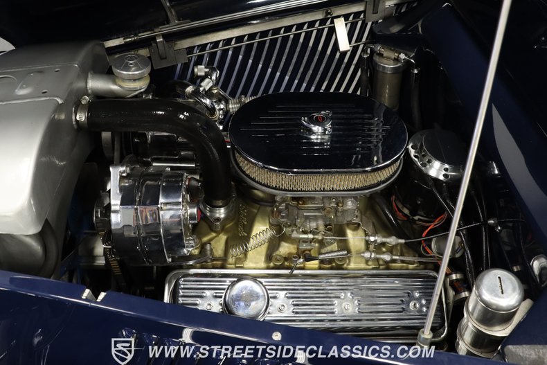 Ford-Cabriolet-1933-Dark-Blue-Tan-2
