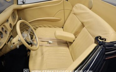 Ford-Cabriolet-1933-Dark-Blue-Tan-35