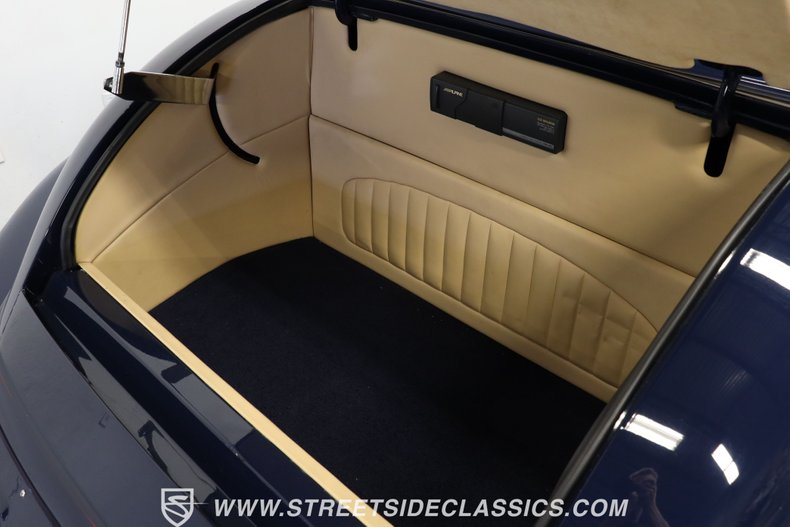 Ford-Cabriolet-1933-Dark-Blue-Tan-5