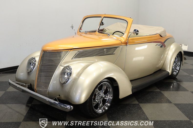 Ford-Cabriolet-1937-Champagne-Metallic-Cashmere-21