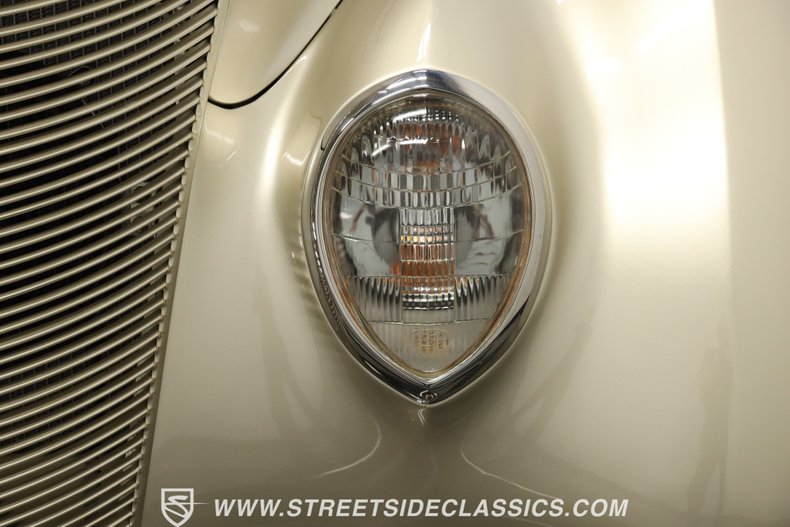 Ford-Cabriolet-1937-Champagne-Metallic-Cashmere-23