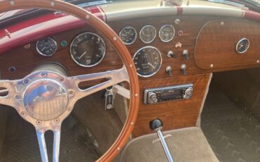 Ford-Cobra-1967-Convertible-7