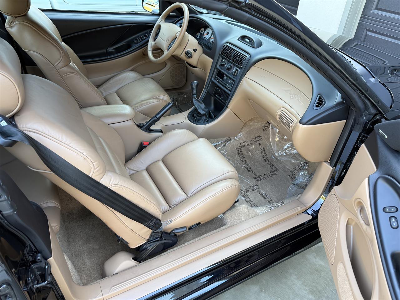 Ford-Cobra-1995-Black-Tan-12