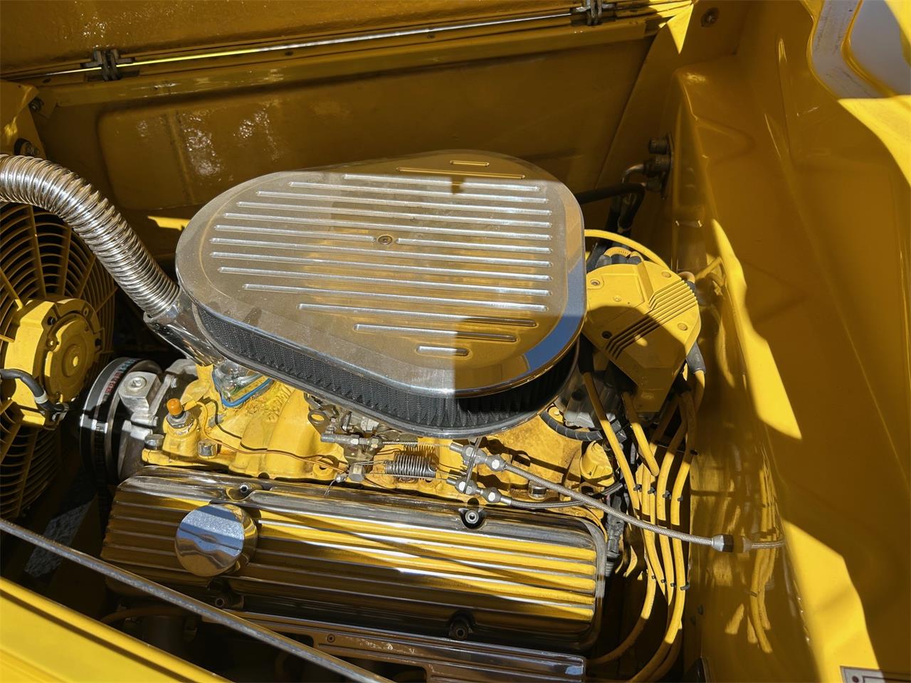 Ford-Coupe-1933-Yellow-Tan-21
