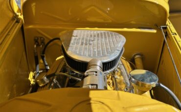 Ford-Coupe-1933-Yellow-Tan-24