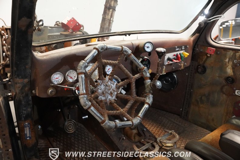 Ford-Coupe-1936-Patina-Brown-11