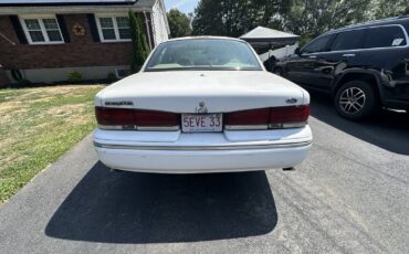 Ford-Crown-Victoria-1996-3