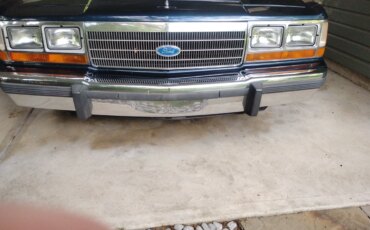 Ford-Crown-victoria-country-squire-lx-wagon-1990-Blue-Blue-10