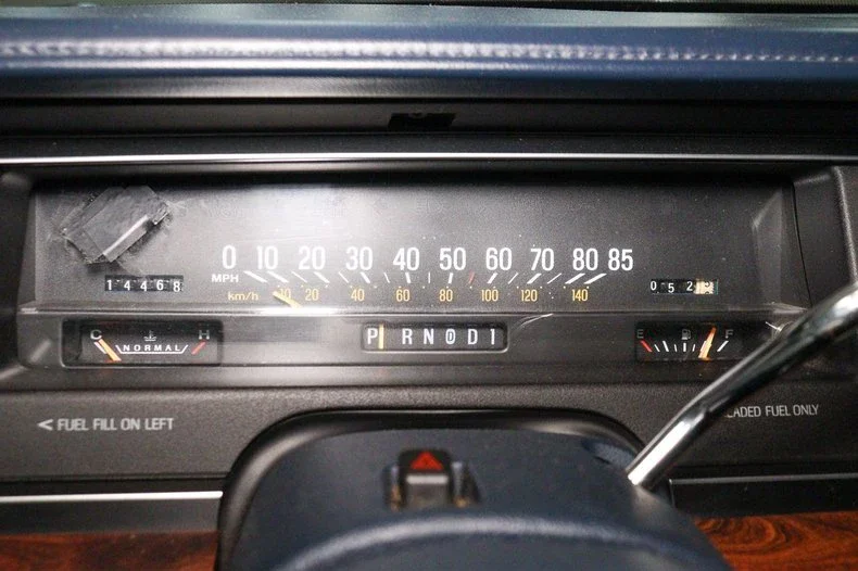 Ford-Crown-victoria-country-squire-lx-wagon-1990-Blue-Blue-5