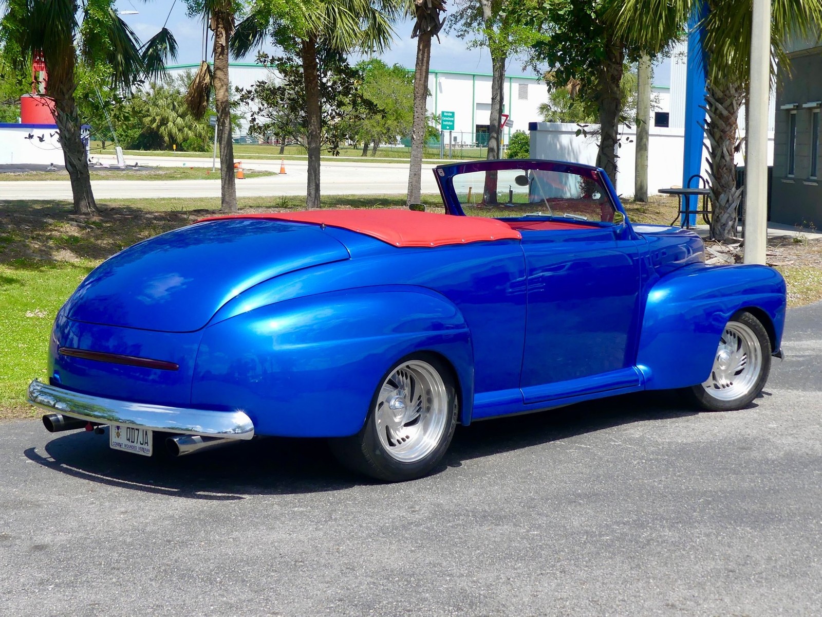 Ford-Custom-1948-Convertible-14