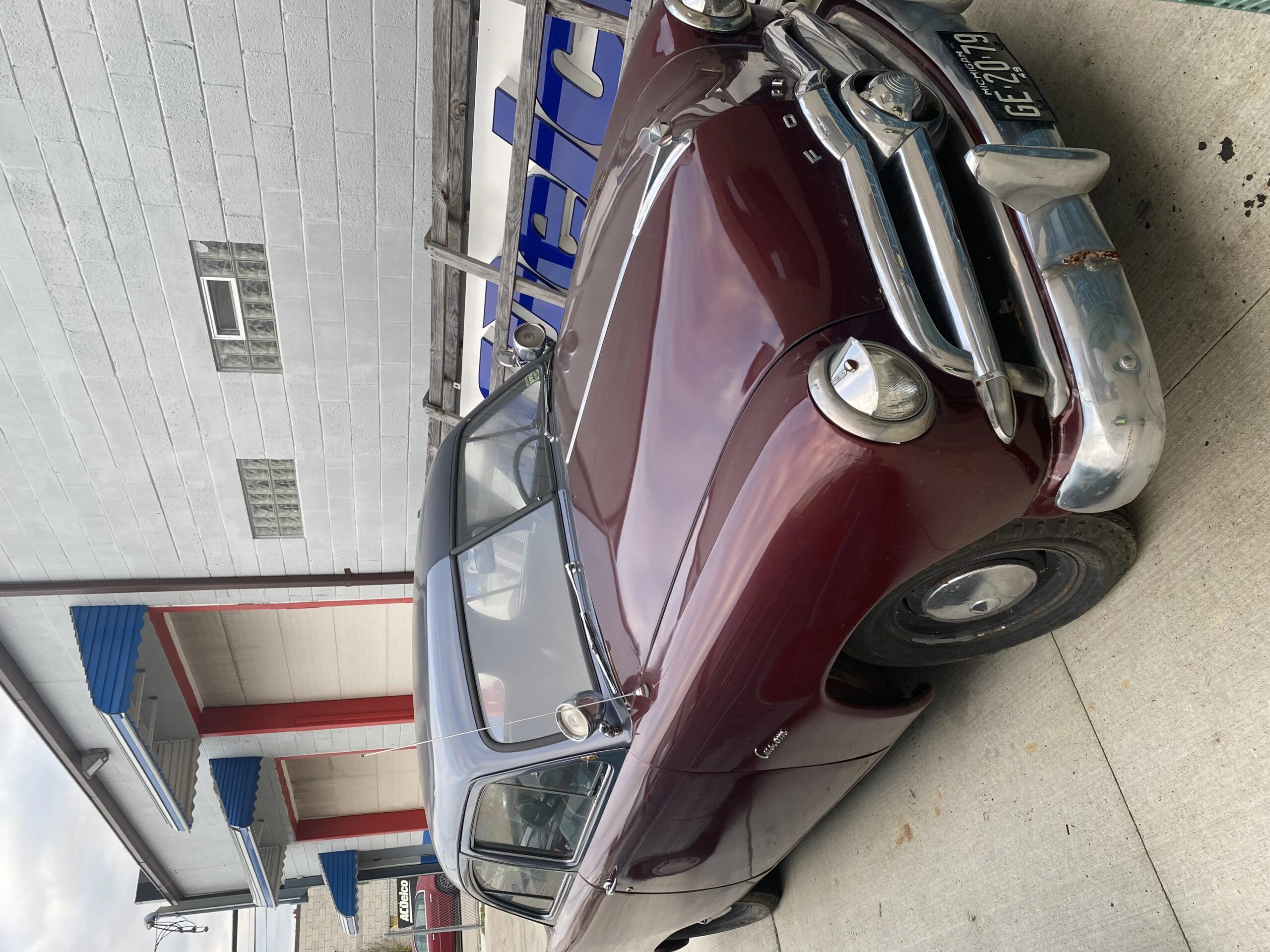Ford-Custom-1949-Burgundy-Burgundy-4
