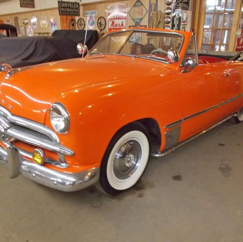 Ford-Custom-1949-Orange-Black-9