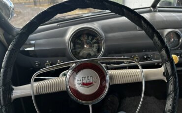 Ford-Custom-1950-Green-White-13