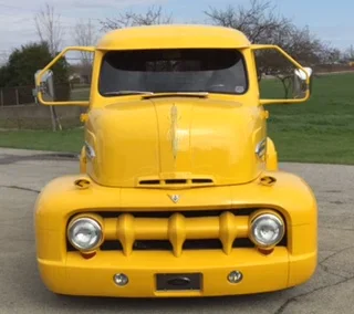 Ford-Custom-1951-Yellow-Tan