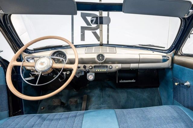 Ford-Custom-Convertible-1950-Convertible-36