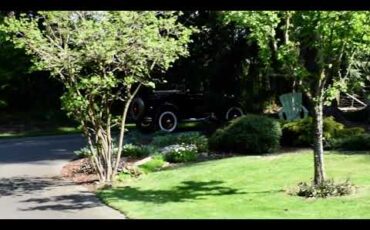 Ford-Deluxe-1931-Black-Tan-1