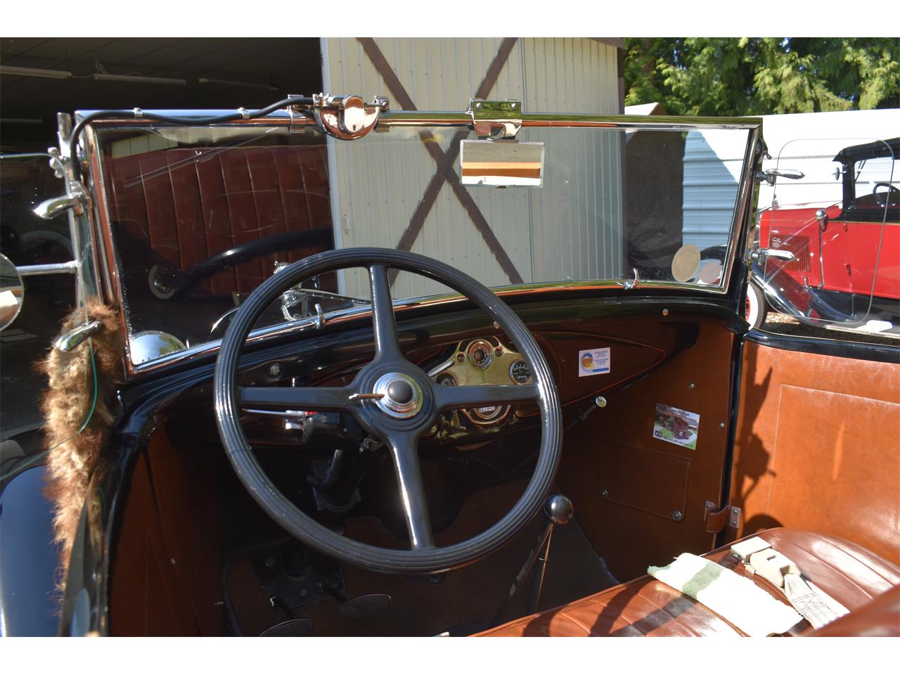 Ford-Deluxe-1931-Black-Tan-28