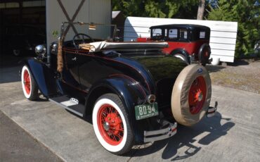 Ford-Deluxe-1931-Black-Tan-4