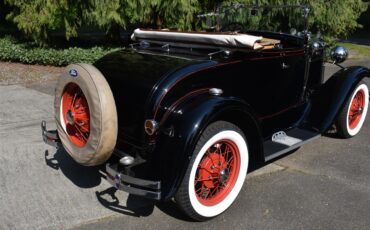 Ford-Deluxe-1931-Black-Tan-44