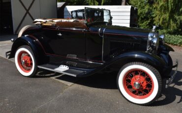 Ford-Deluxe-1931-Black-Tan-47