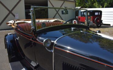 Ford-Deluxe-1931-Black-Tan-49