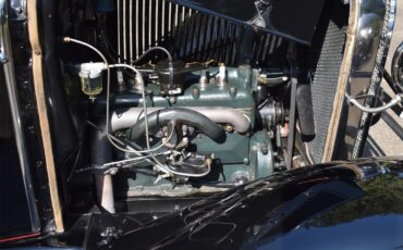 Ford-Deluxe-1931-Black-Tan-53