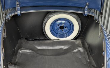 Ford-Deluxe-1941-Blue-Beige-13