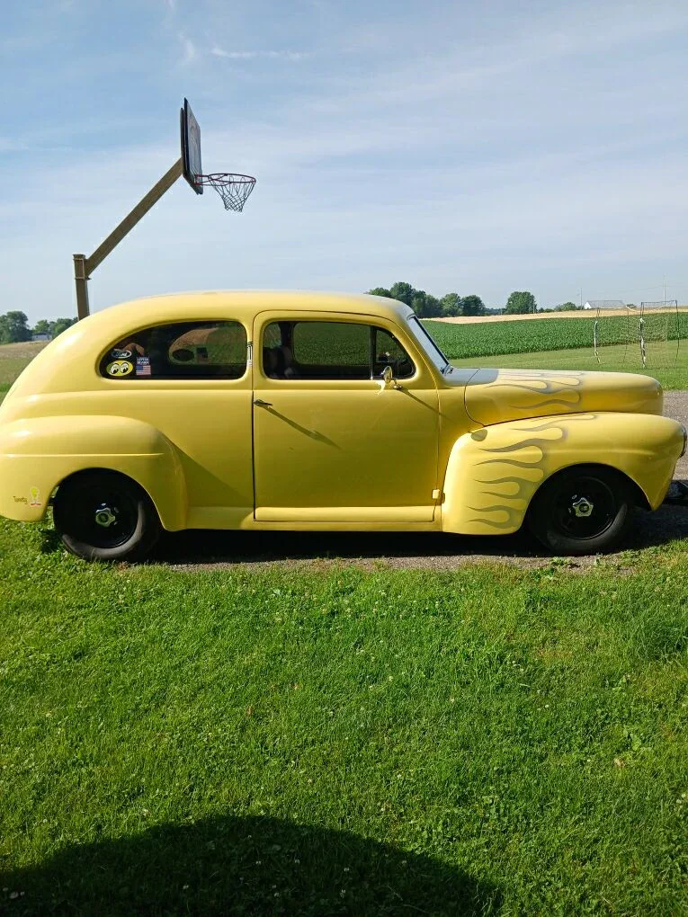 Ford-Deluxe-1941-Custom
