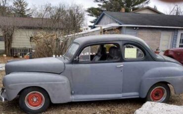 Ford-Deluxe-1948-Coupe-2