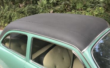 Ford-Deluxe-1951-Sedan-12