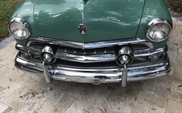 Ford-Deluxe-1951-Sedan-9