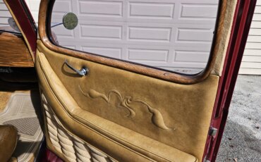 Ford-Deluxe-tudor-1937-Burgundy-Tan-16