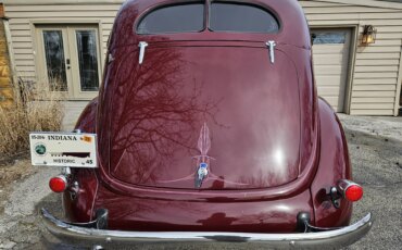 Ford-Deluxe-tudor-1937-Burgundy-Tan-6