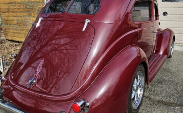 Ford-Deluxe-tudor-1937-Burgundy-Tan-7