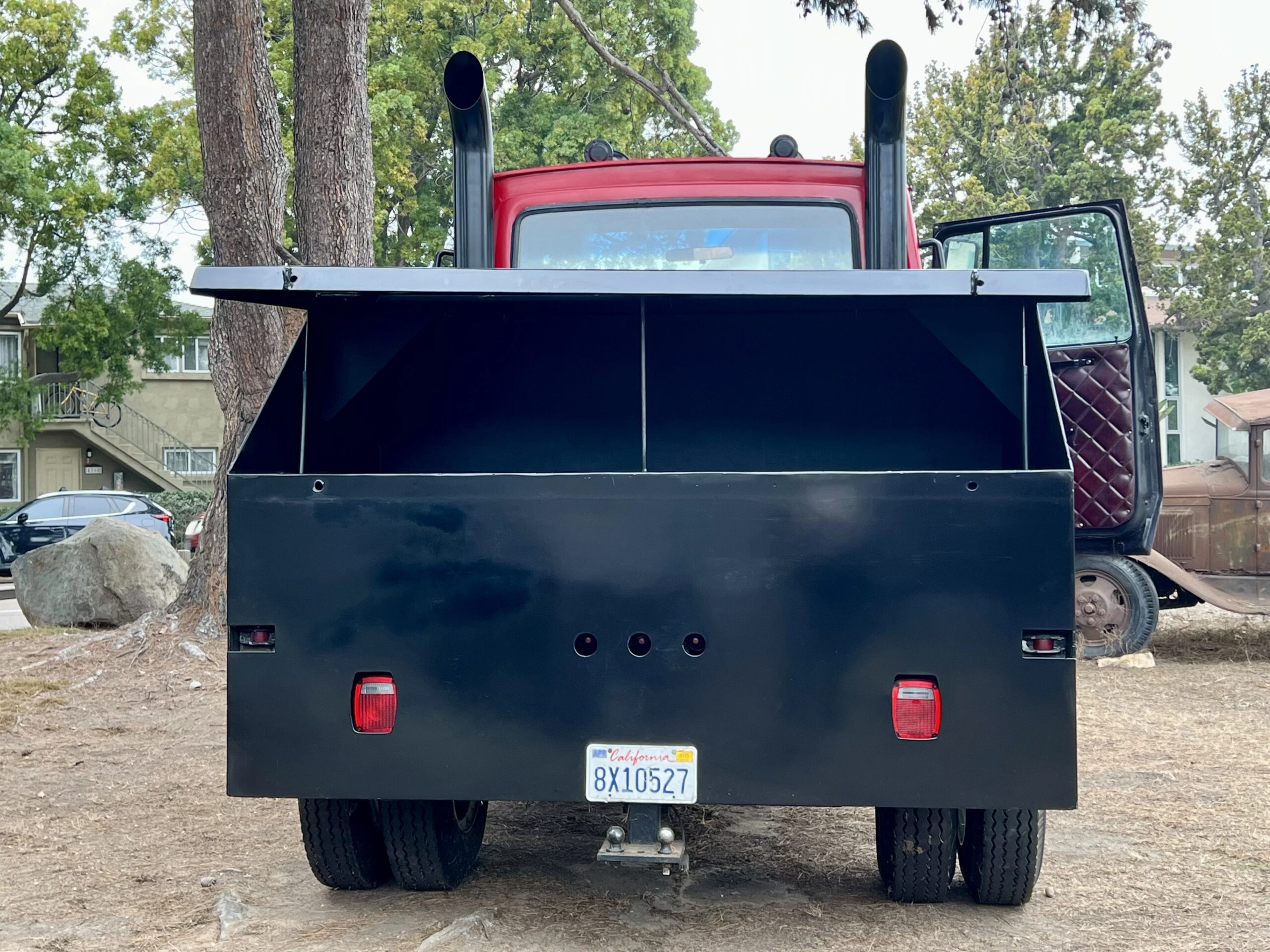 Ford-E-350-and-econoline-350-1976-Red-Burgundy-3
