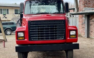 Ford-E-350-and-econoline-350-1976-Red-Burgundy