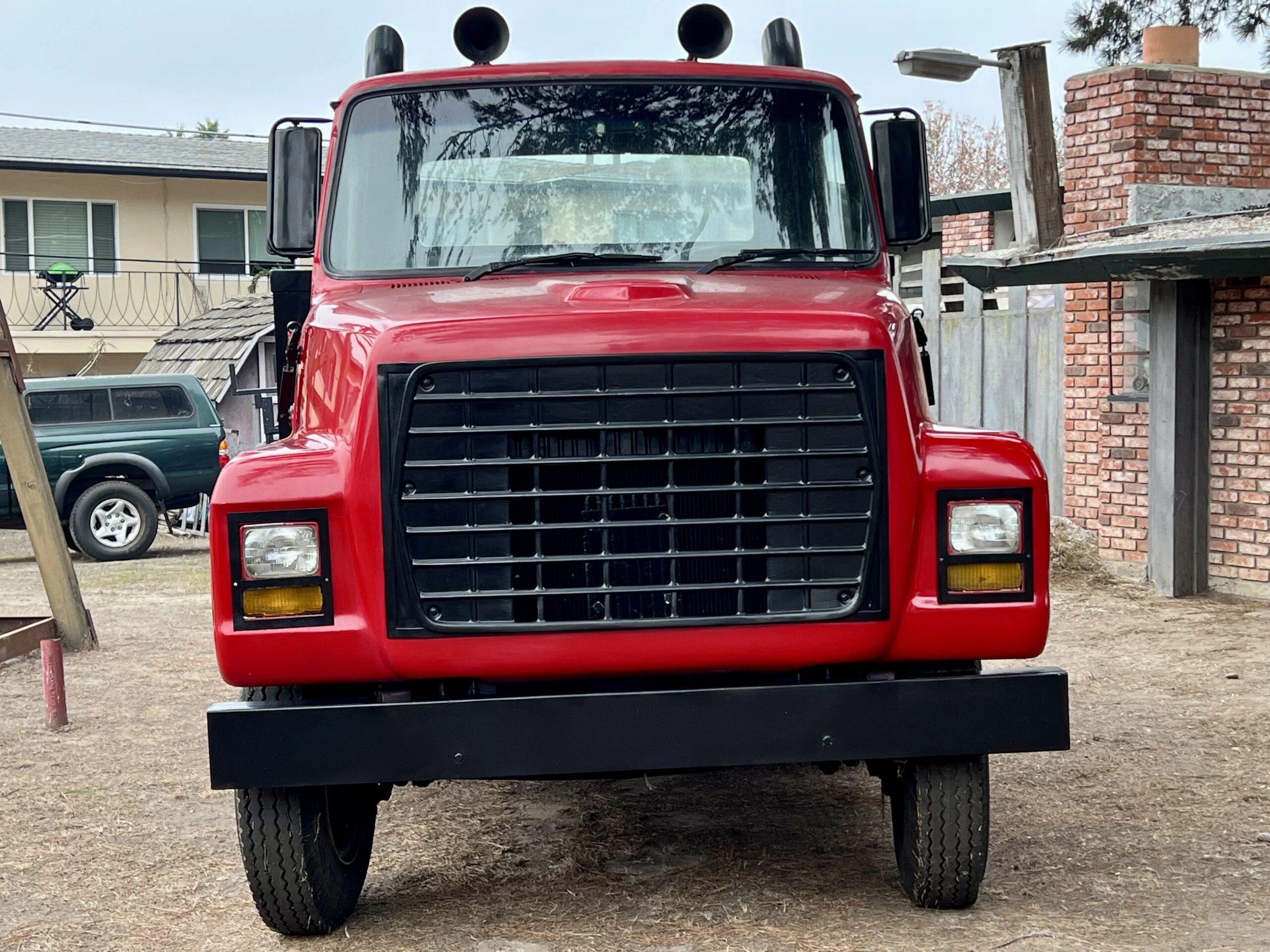 Ford-E-350-and-econoline-350-1976-Red-Burgundy