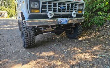Ford-E-Series-Van-1985-1