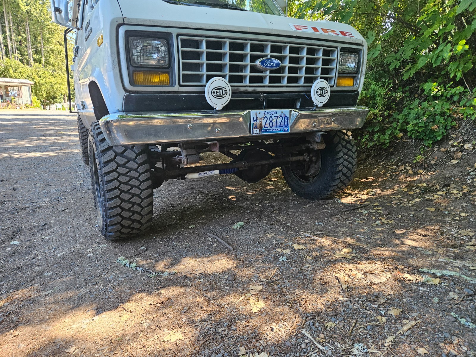Ford-E-Series-Van-1985-1