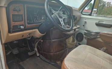 Ford-E-Series-Van-1985-6