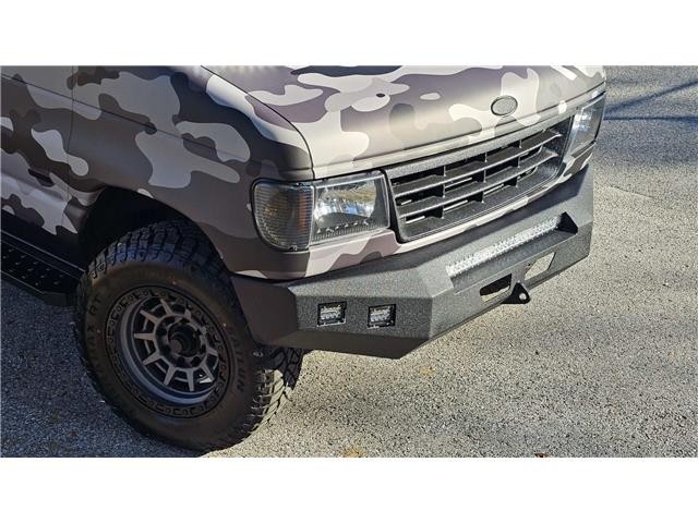 Ford-E-Series-Van-1992-11