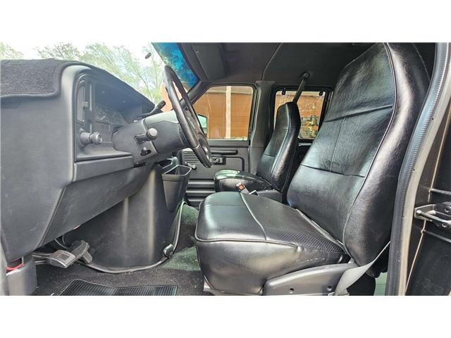 Ford-E-Series-Van-1992-29